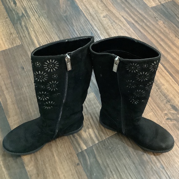 Kenneth Cole New York tall suede boots Kennedy Chop w/ sparkly flowers.  Sz 13 - Picture 3 of 5